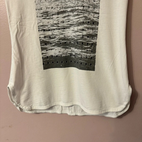 Lululemon  Circadian Short Sleeve Tee White Women Size 4? - Picture 6 of 8